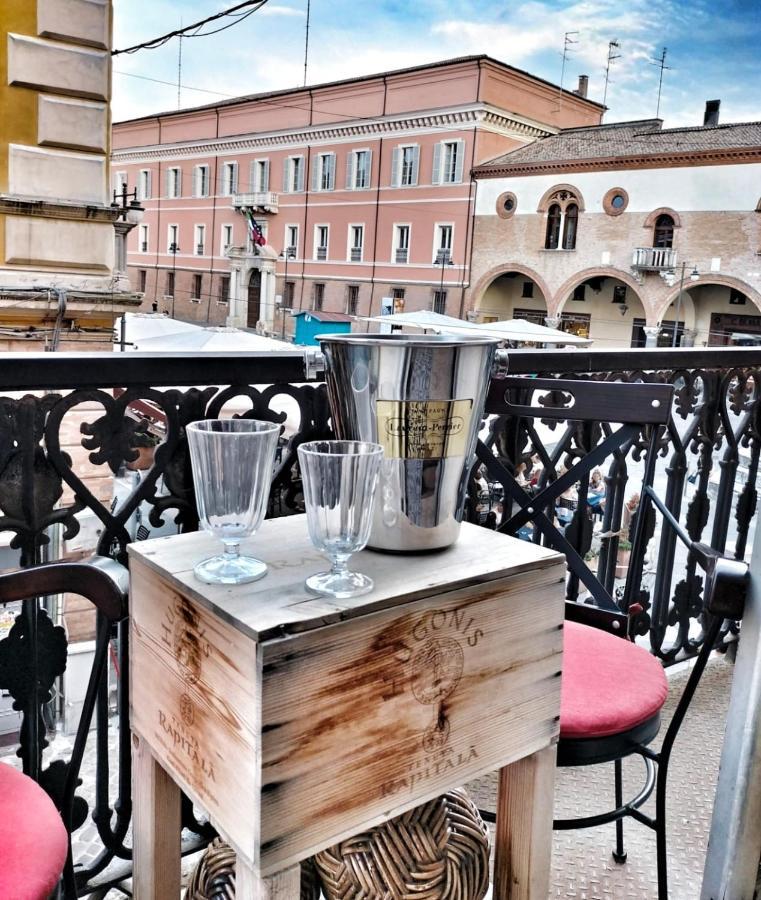 Residenza Santi Muratori ราเวนนา ภายนอก รูปภาพ